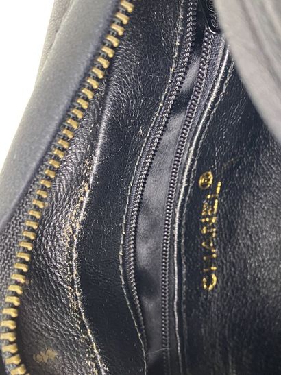 CHANEL, PARIS.

Modèle : Caméra.

Sac bandoulière...