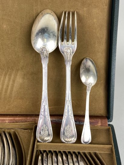 Partie de ménagère en argent comprenant 12...