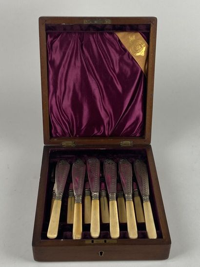 JOSEPH HAYWOOD and COMPY;

Série de 6 couverts...