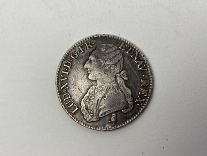 Monnaie royale. Ecu aux branches d'olivier...