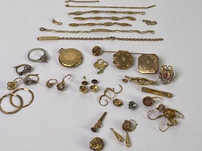 Lot d'or, majoritairement or jaune 18K pour...