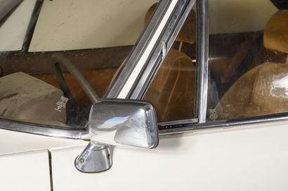 PEUGEOT 504 Coupé.


1980.





Type : 504...