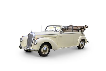 MERCEDES 220 B Cabriolet.


1952.





Type...