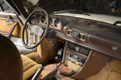 PEUGEOT 504 Coupé.


1980.





Type : 504...