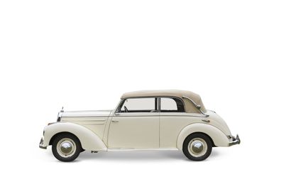 MERCEDES 220 B Cabriolet.


1952.





Type...