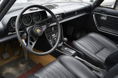 PEUGEOT 504 cabriolet based on 504 coupe.


1973.





Type...