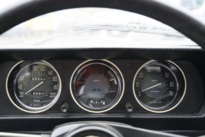 PEUGEOT 504 cabriolet based on 504 coupe.


1973.





Type...