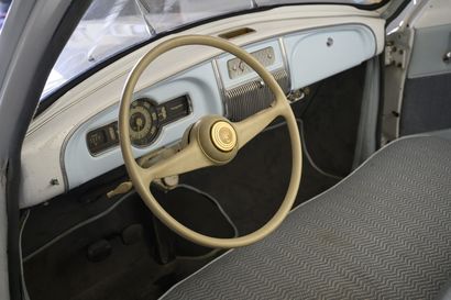 RENAULT FREGATE


1954.





Type : R1100.


Chassis...