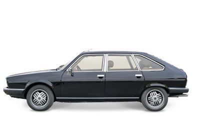 RENAULT R30 TX


1983





Type: R127830


Chassis...