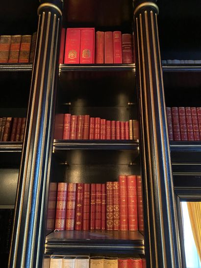
Entier contenu de la bibliothèque dont ouvrages...
