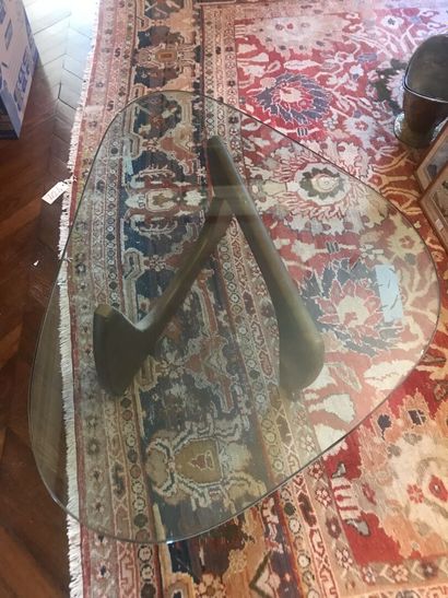 
Isamu NOGUCHI (1904-1988) d'après.

Table...