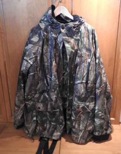 MAD DG GEAR.

Veste et son pantalon en toile...