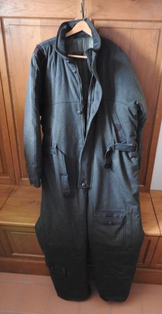 EICH JAGO.

Combinaison de chasse en laine.

Taille :...