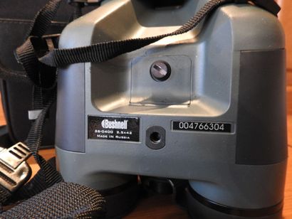 BUSHNELL : Paire de jumelles 2.5 x 42. Dans...