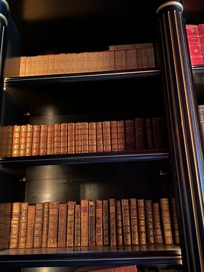 
Entier contenu de la bibliothèque dont ouvrages...
