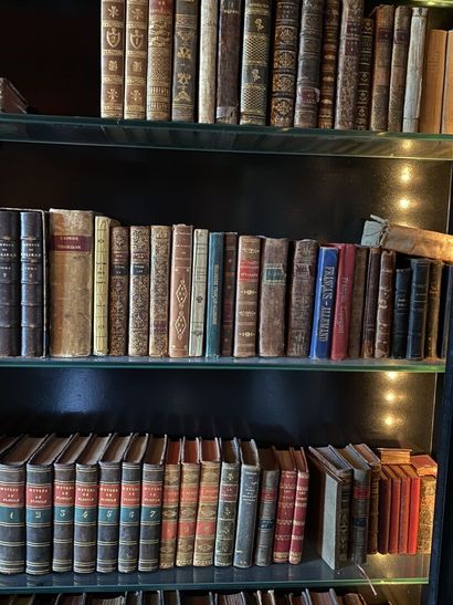 
Entier contenu de la bibliothèque dont ouvrages...
