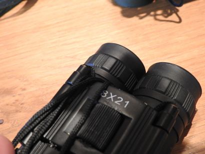 TASCO : Deux paires de jumelles dont une...