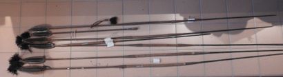 Lot de 6 lances en fer et bois type MASSAI,...