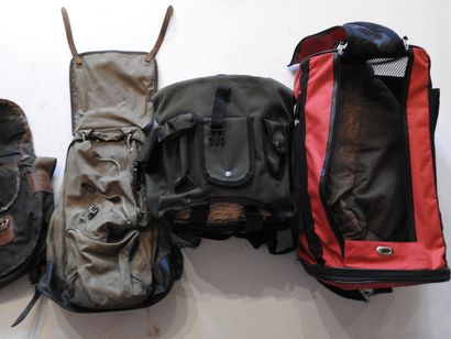 Lot de sacs pour transport d'animaux, musette,...