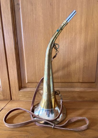 Pibole de chasse en cuivre jaune, intérieur...