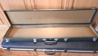 Lot de deux housses pour carabines dont une...