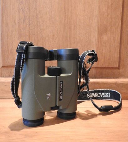 SWAROVSKI : Paire de jumelles SLC 8 x 30...