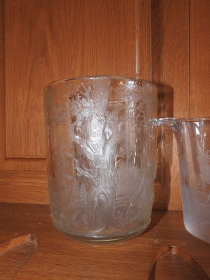 Ensemble comprenant un vase en cristal de...