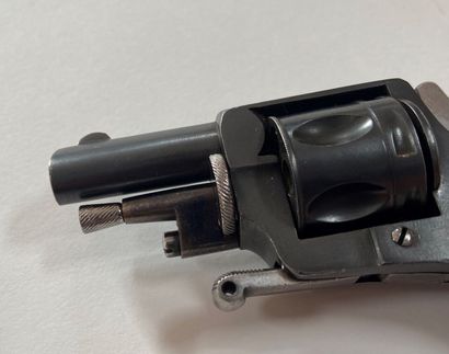 Petit revolver Bulldog, calibre 5,5 mm, 6...