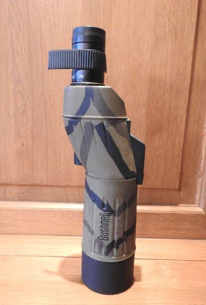 BUSHNELL.

Lunette optique 36 x 27 x 18.