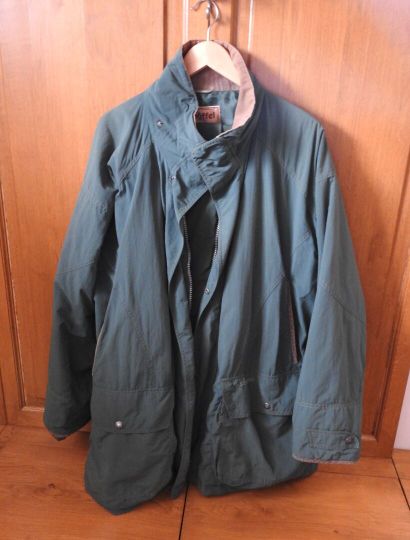 SCHÖFFEL.

Veste de chasse et son pantalon...