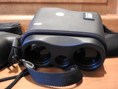 BUSHNELL : deux optiques dont Yardage pro...