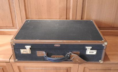 Valise de voyage en toile et cuir de marque...