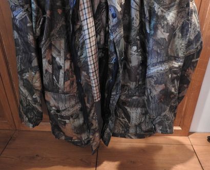 VERNEY CARRON : 

Veste et son pantalon en...