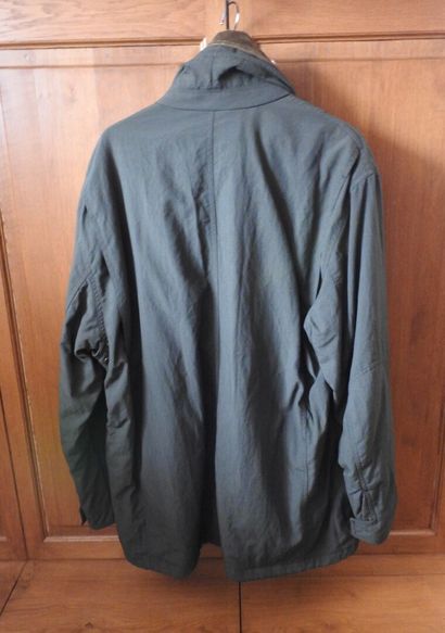 BERETTA.

Veste de chasse en toile marron,...