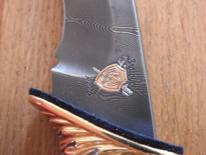 Important couteau de chasse Russe, la lame...
