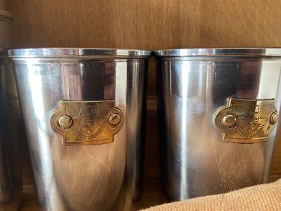 Lot de six gobelets en inox Le prince jardinier,...
