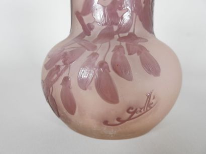 Émile GALLÉ (1846-1904).

Vase with globular...