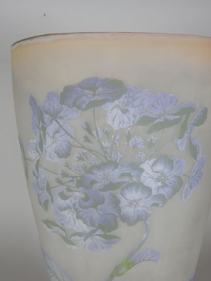 Émile GALLÉ (1846-1904).

Important vase...