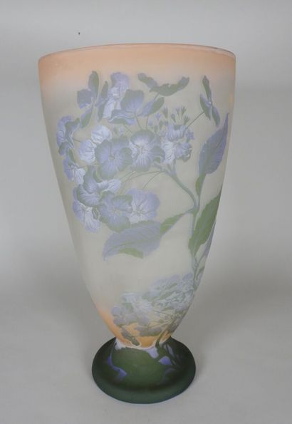 Émile GALLÉ (1846-1904).

Important vase...