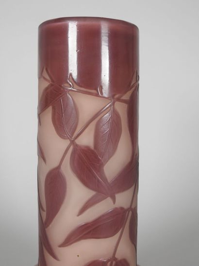 Émile GALLÉ (1846-1904).

Vase with globular...