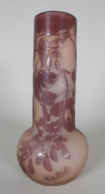 Émile GALLÉ (1846-1904).

Vase with globular...