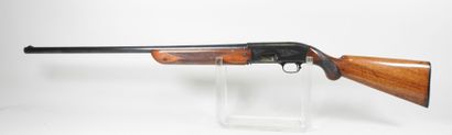 Rare fusil semi-automatique de marque BROWNING...