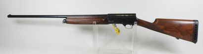Fusil semi-automatique BROWNING, FABRIQUE...