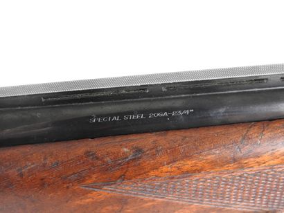 Fusil de chasse de marque MIROKU modèle GRAD...