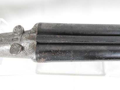 Fusil de marque DARNE R12 à canons juxtaposés...