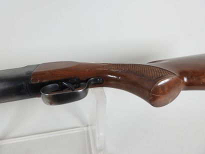 Fusil de chasse de marque VERNEY CARRON à...