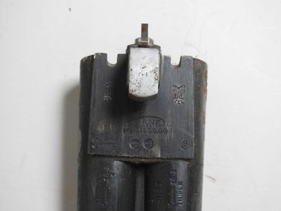 Fusil de marque DARNE R12 à canons juxtaposés...
