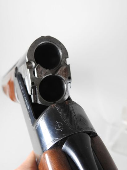 Fusil de chasse de marque VERNEY CARRON à...