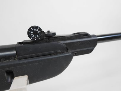 Carabine à plomb de marque GAMO modèle DELTAMAX...