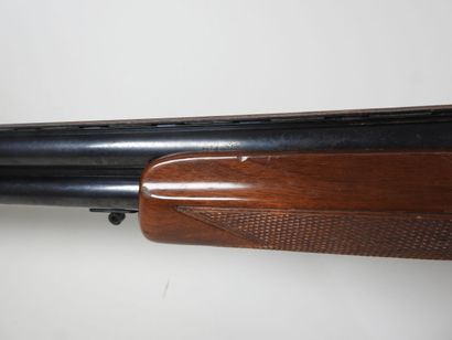 Fusil de chasse de marque VERNEY CARRON à...
